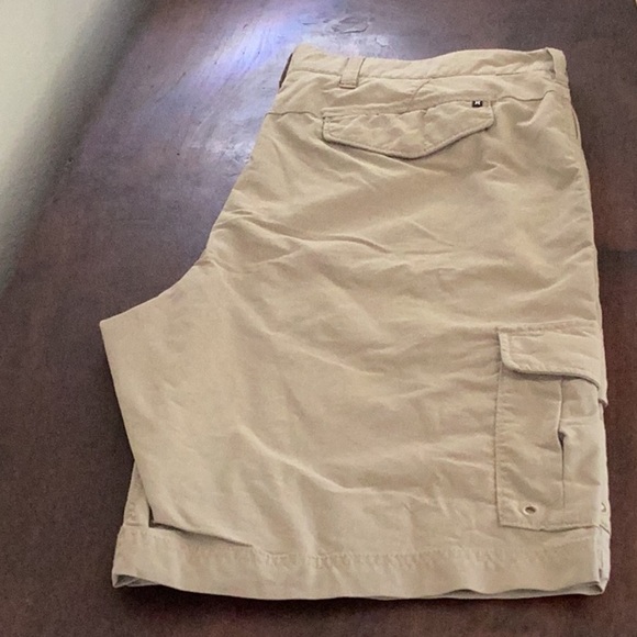 Hurley Tan Cargo Shorts with Comfortable Fit Sz 36 - Picture 4 of 9